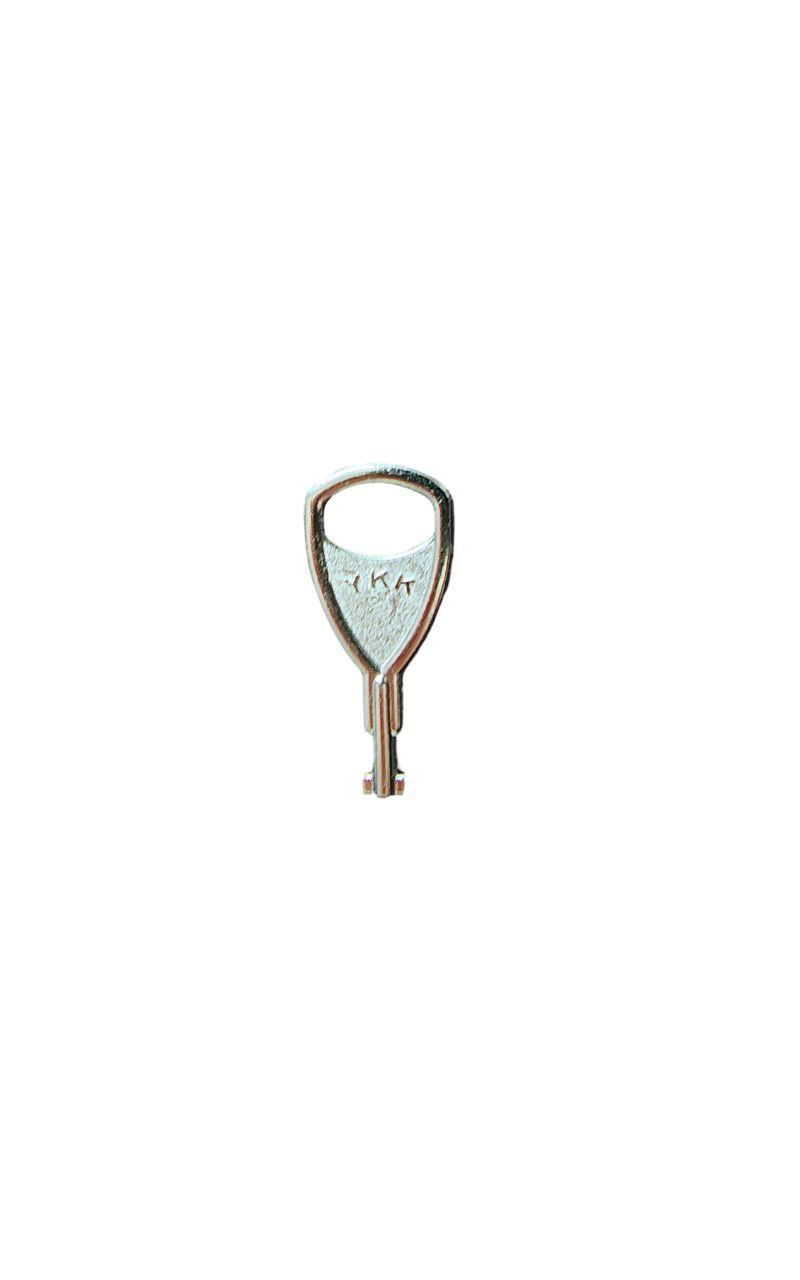Key for lockable zip slider
